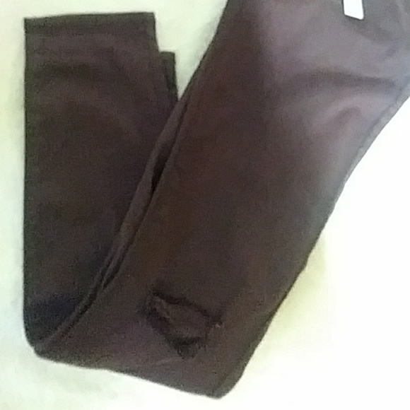 NWT Pascun Plum Colored Jeans - Picture 3 of 3